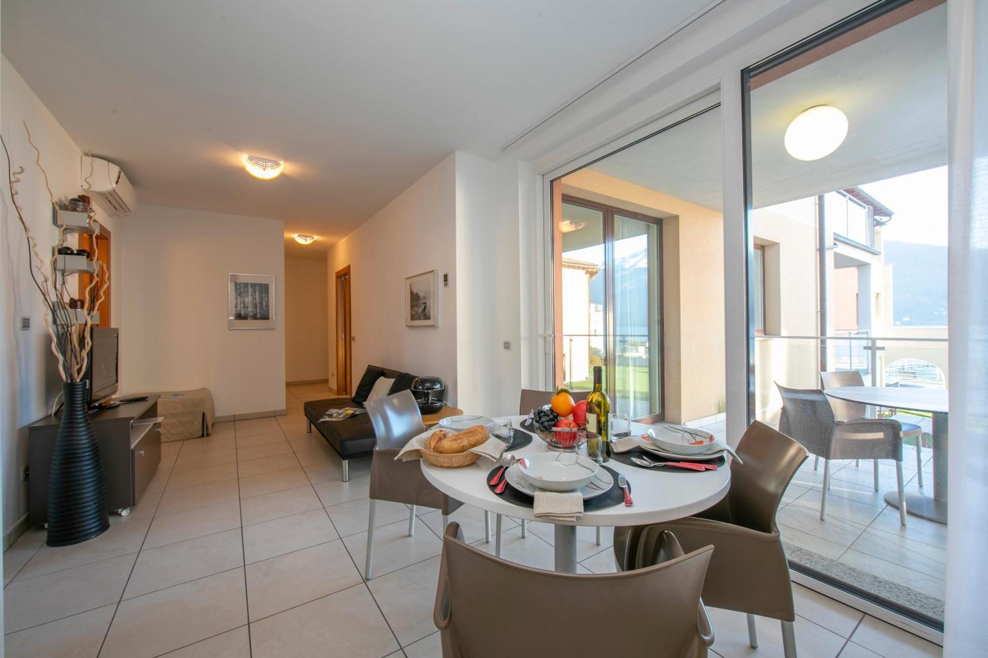 Vista Di Maccagno Fantastico Pool - Happy Rentals Экстерьер фото